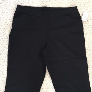 Womens Capri Black